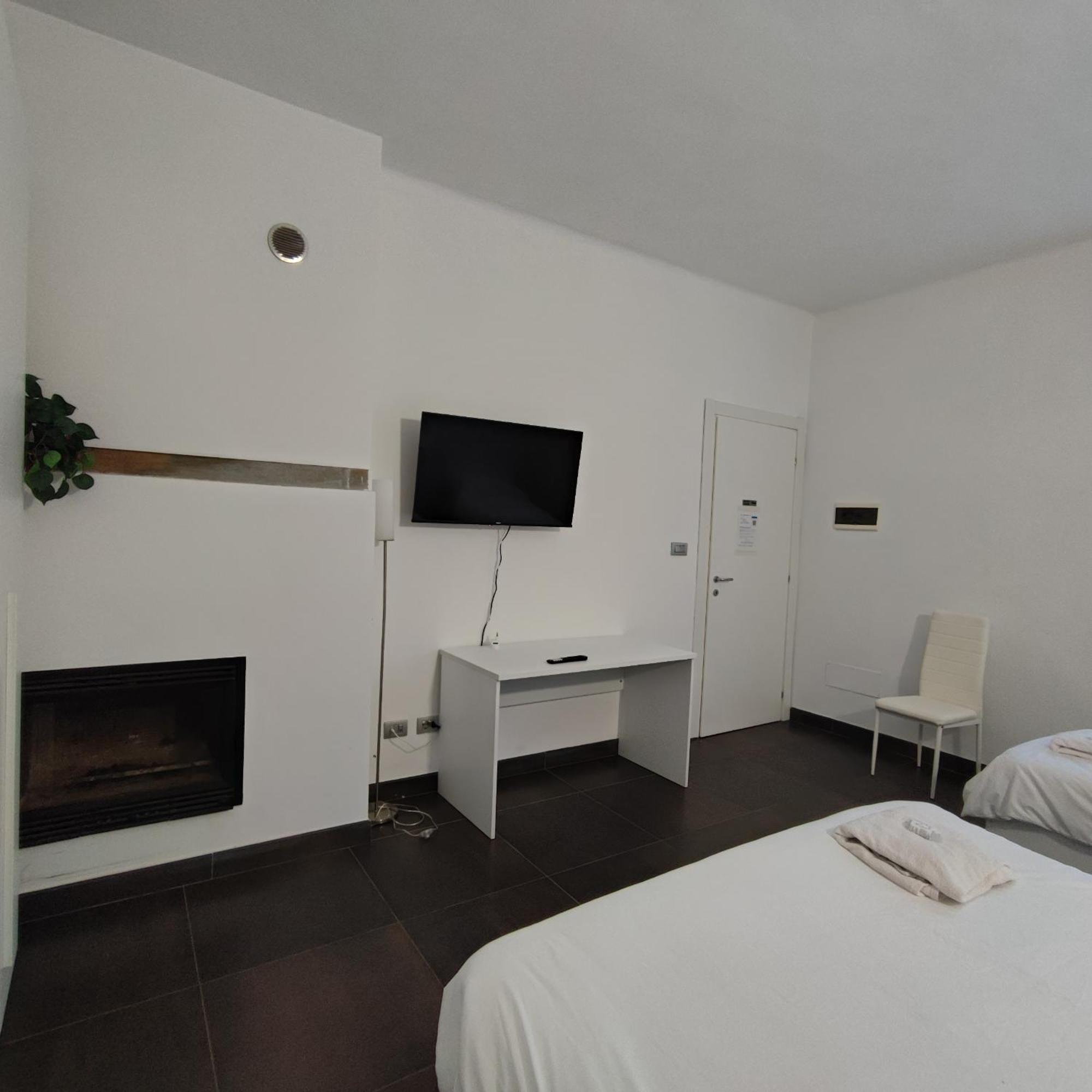 B&B Casa Lilla Verzuolo Buitenkant foto